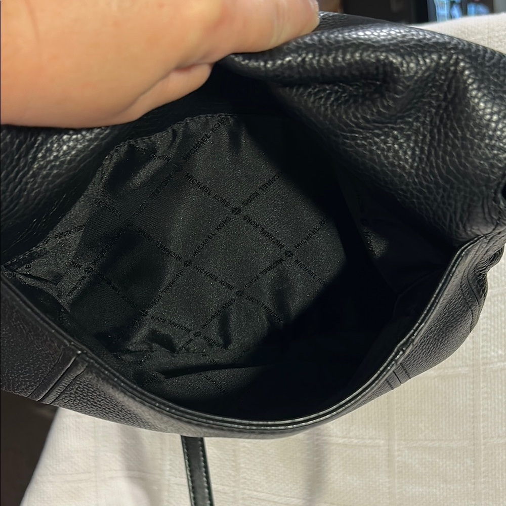 MICHAEL KORS Black Crossbody Bag - Picture 8 of 8